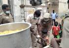 காவல் பணியிலும் பசிப்பிணி போக்கும் தாமஸ் மவுண்ட் காவல் துறை!