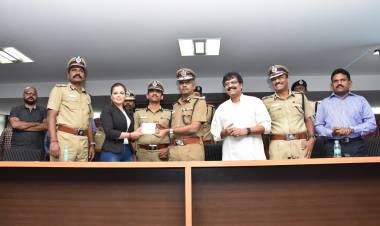 காவல் போக்குவரத்து விழிப்புணர்வு