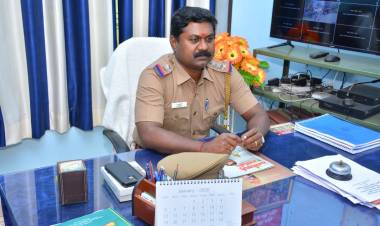 வர தாமதித்த 108 ஆம்புலன்ஸ் சேவை தாமதமின்றி உயிரை காப்பாற்றிய ஆய்வாளர் ஆடிவேல்...