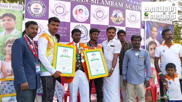 ஆயுதப்படை காவலர் 30 மணி நேரம் சிலம்பம் சுற்றி கின்னஸ் சாதனை முயற்சி...