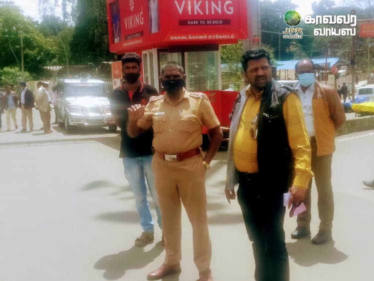 விபத்துக்களை தடுக்க  அதிரடி நடவடிக்கையில் ஈடுபடும் ஆய்வாளர் முத்துபிரேம்சந்த்...