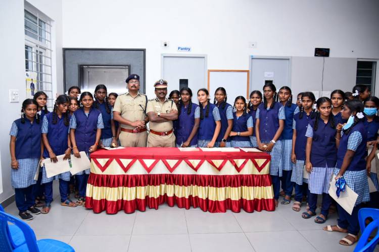 ப்ராஜெக்ட் பள்ளிக்கூட திட்டத்தின் தொடர்ச்சியாக கோவை காவல்துறையினருடன் ஒரு நாள்நிகழ்வு... 